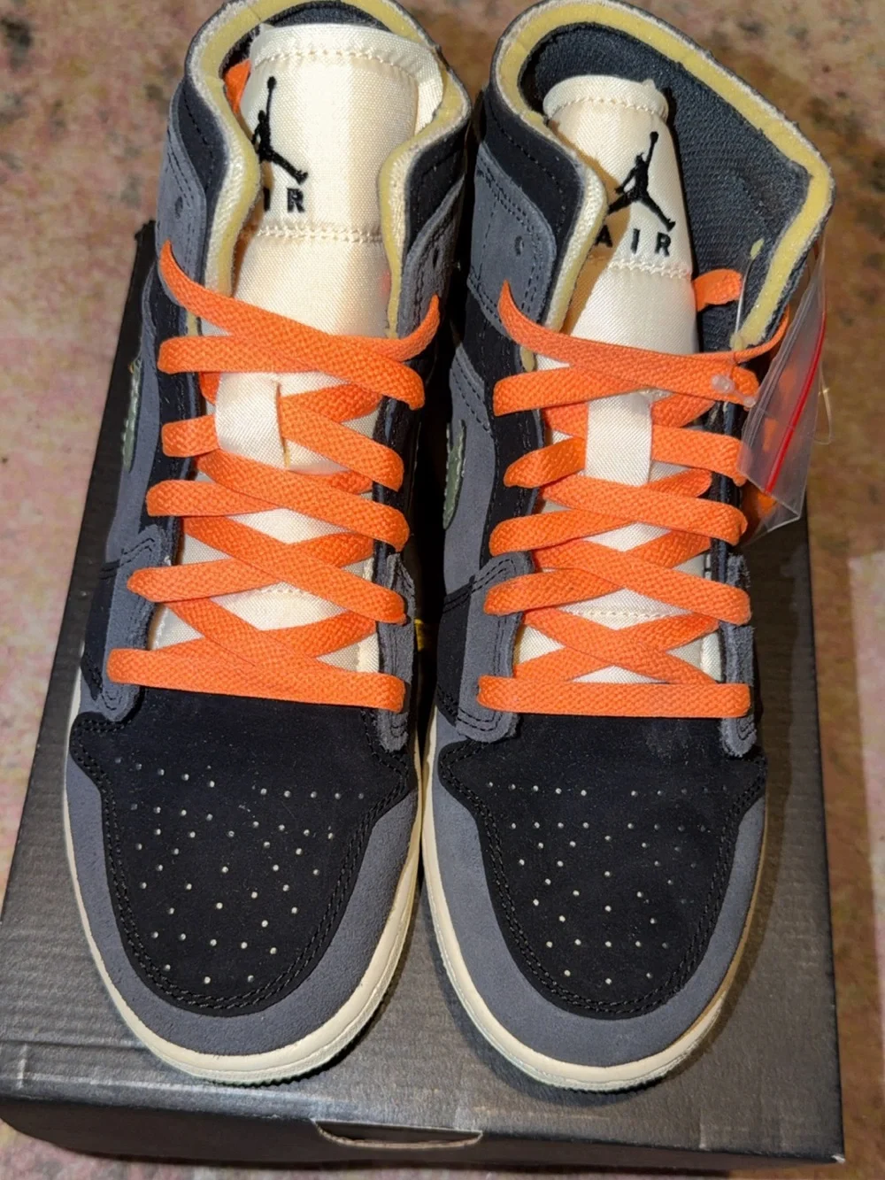 Jordan 1 Mid SE Craft Anthracite Light Olive (GS) - 5Y